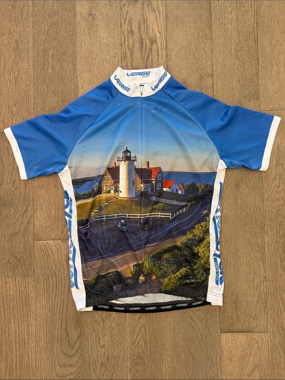 Verge Sport V2 Bike Jersey Nobska Lighthouse Cape Cod Mens Medium Summer Sport